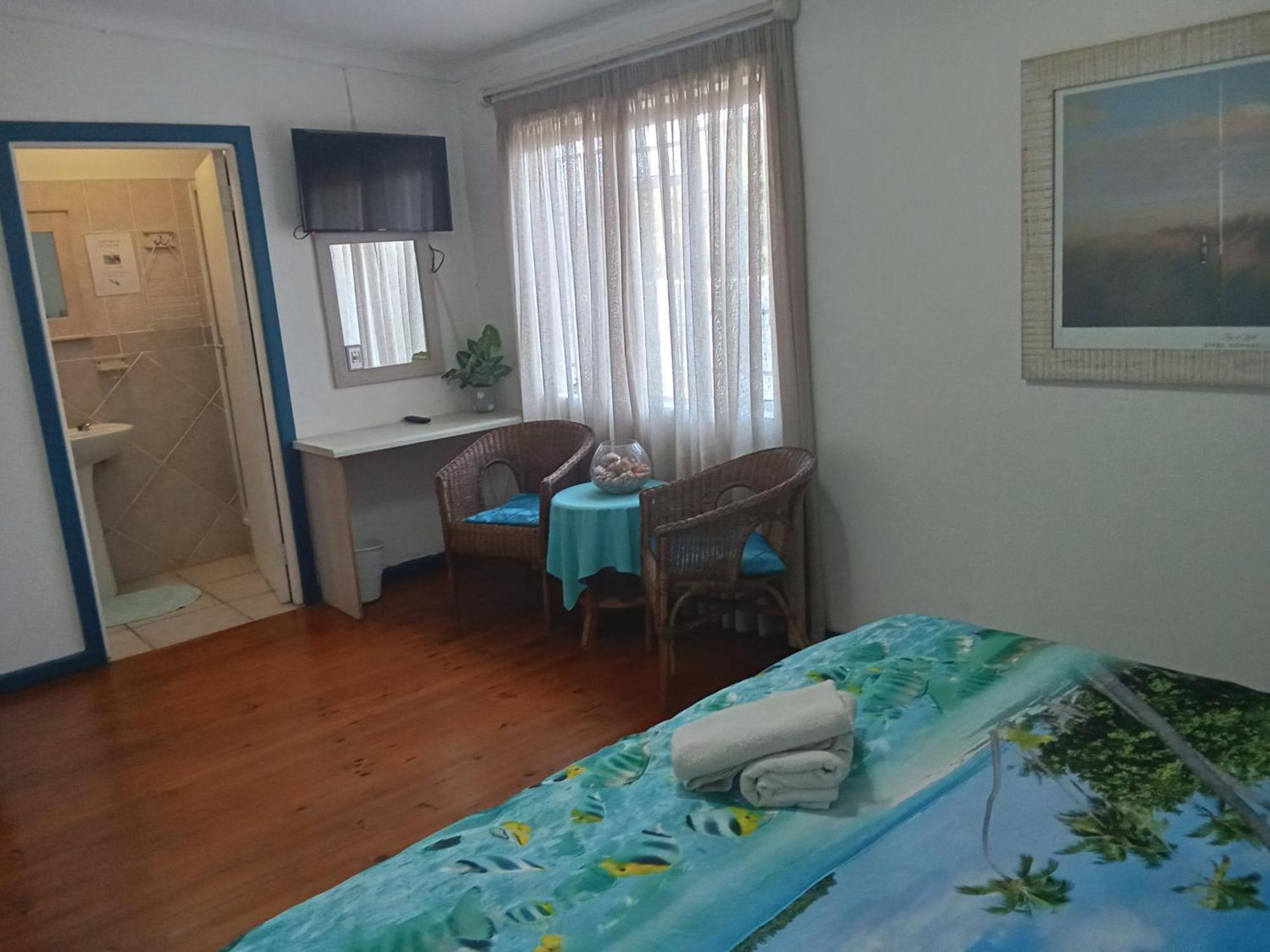 Aquarius Bed And Breakfast Jeffreys Bay Exterior photo